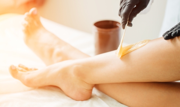 Wax Leg Hair Removal for Tourists in District 1 – Fast & Gentle